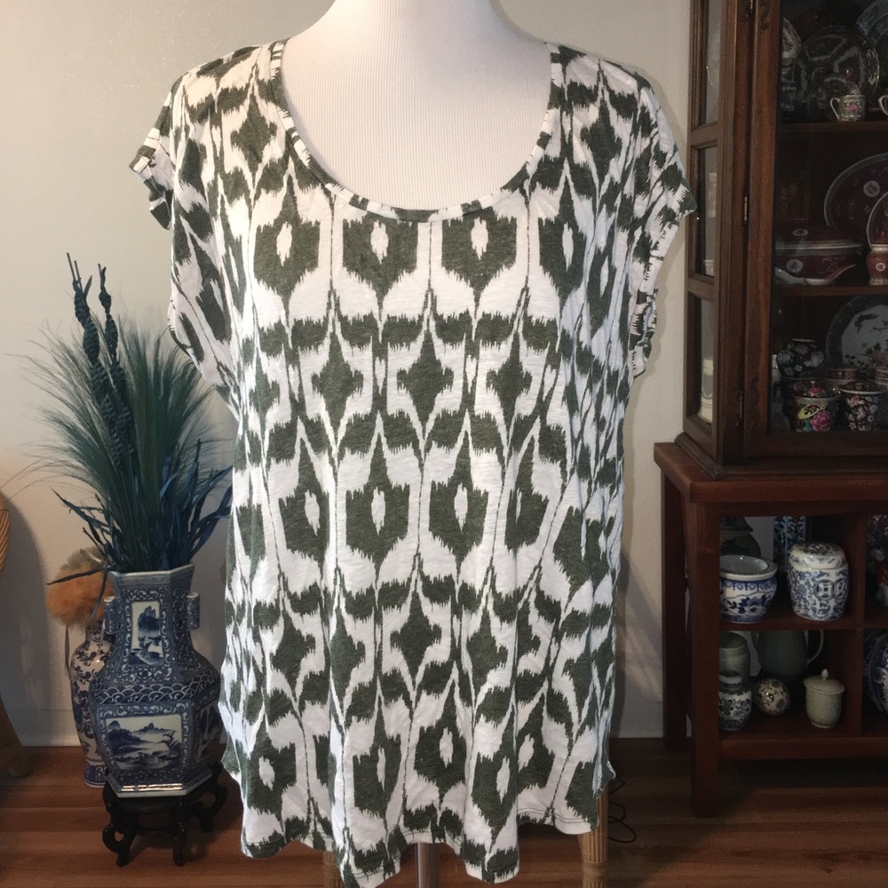 LOFT Green Geometric Pattern Top